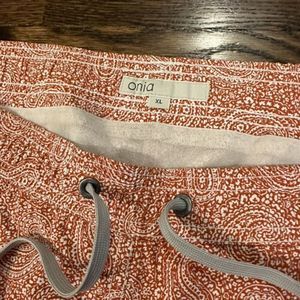 Onia Swim Trunks Paisley Print Red Mens Sz XL‎ Paisley